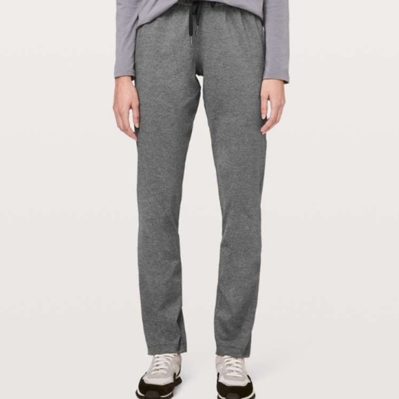 Lululemon On The Fly Pants Full Length Grey Office Scrubs Joggers Size 8 - Picture 1 of 15